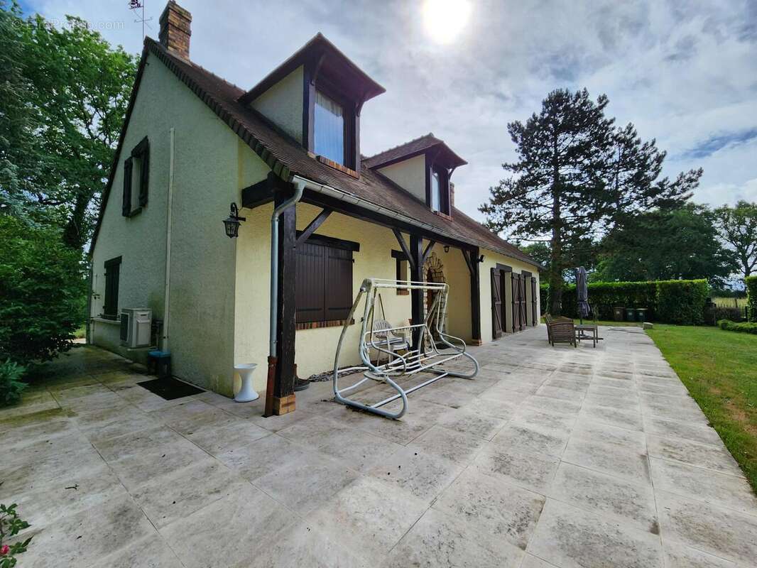 Photo 4 - Maison à HOUDAN