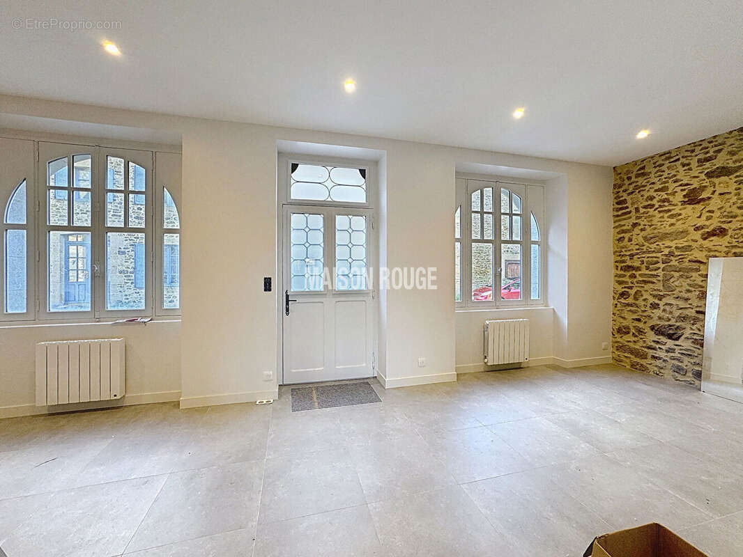 Maison à SAINT-SULIAC