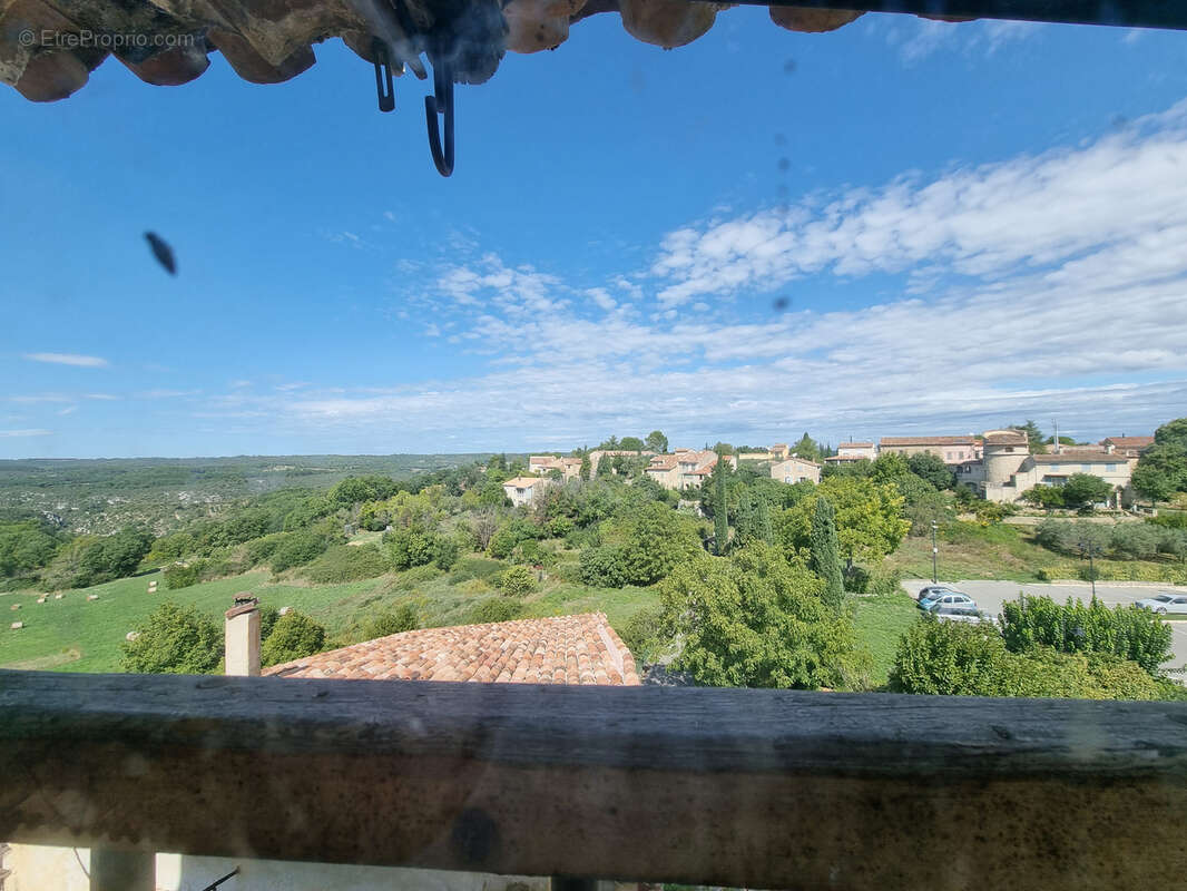 Maison à ARTIGNOSC-SUR-VERDON