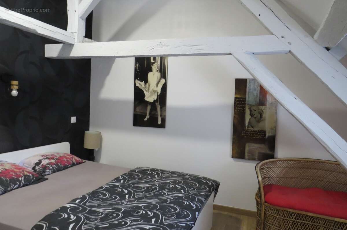 Prieuré de caractère  7 pièces proche Blois   vue dominante  3 minutes du lac , du golf , idéal maison secondaire - photo 19