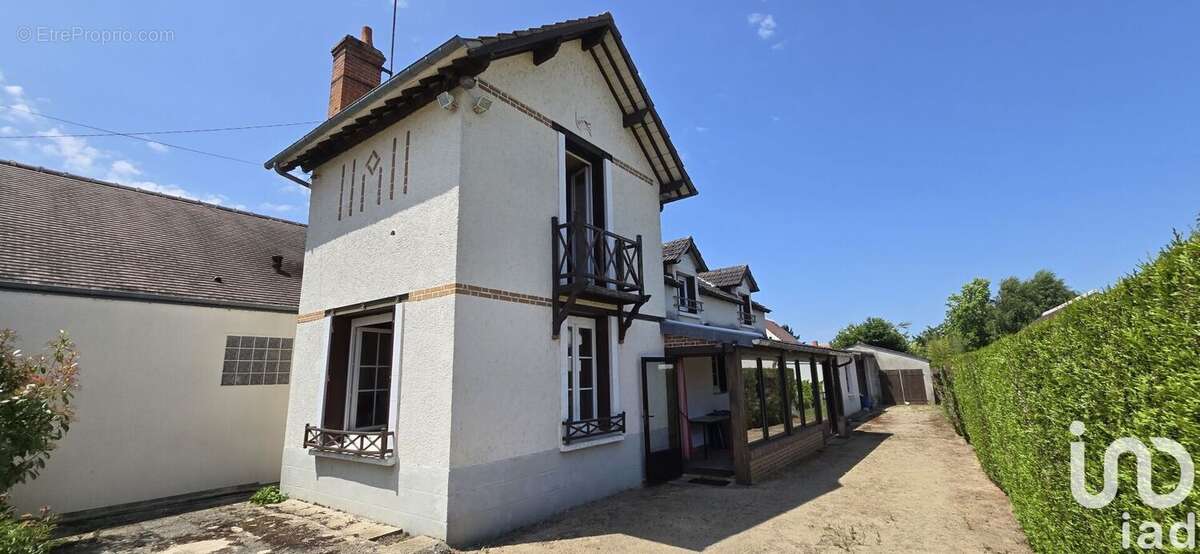 Photo 3 - Maison à SAINT-HILAIRE-SAINT-MESMIN