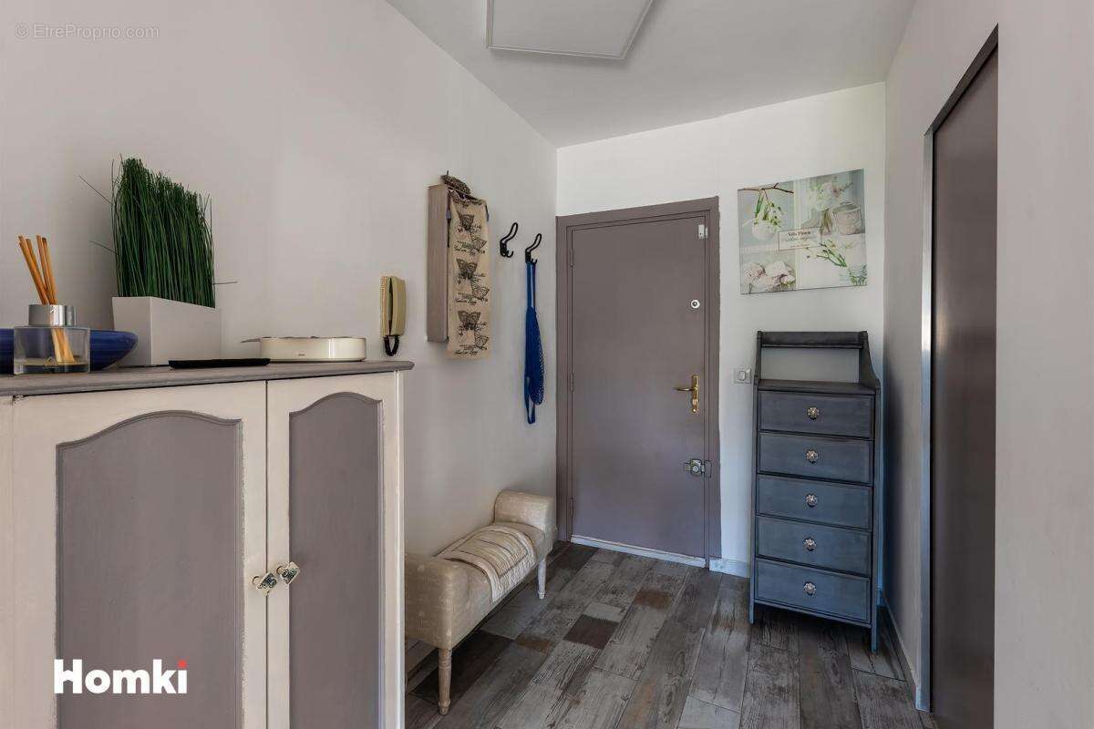 Appartement à MANDELIEU-LA-NAPOULE