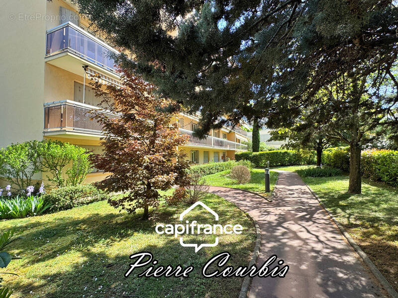 Appartement à LYON-8E