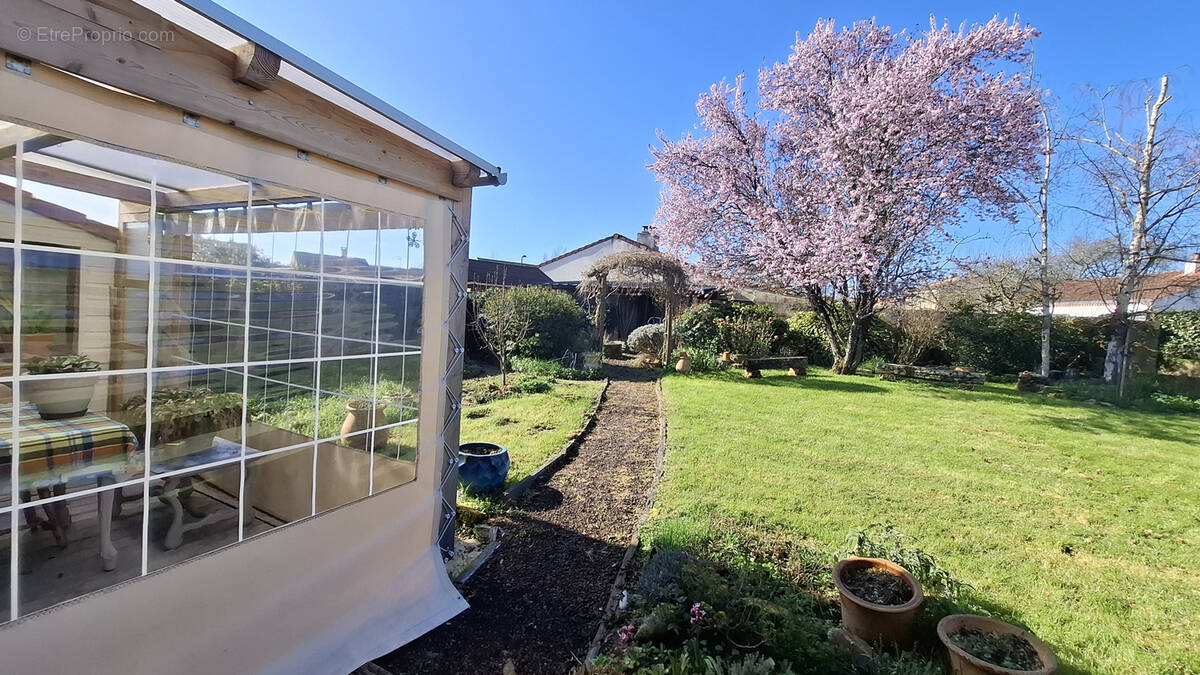 Maison à SAINTE-PAZANNE