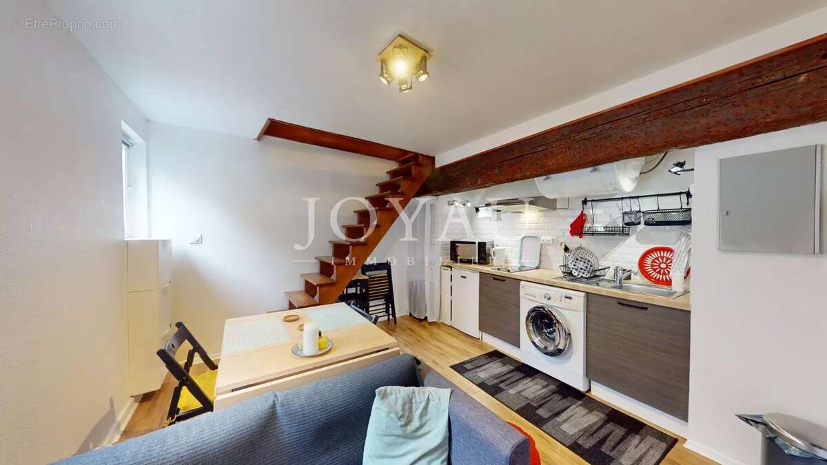 Duplex T1 bis avec terrasse – Place de la Bourse - photo 5