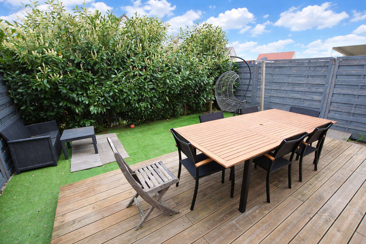 Maison à BALLAINVILLIERS