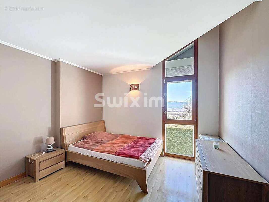 Maison à SAINT-CERGUES