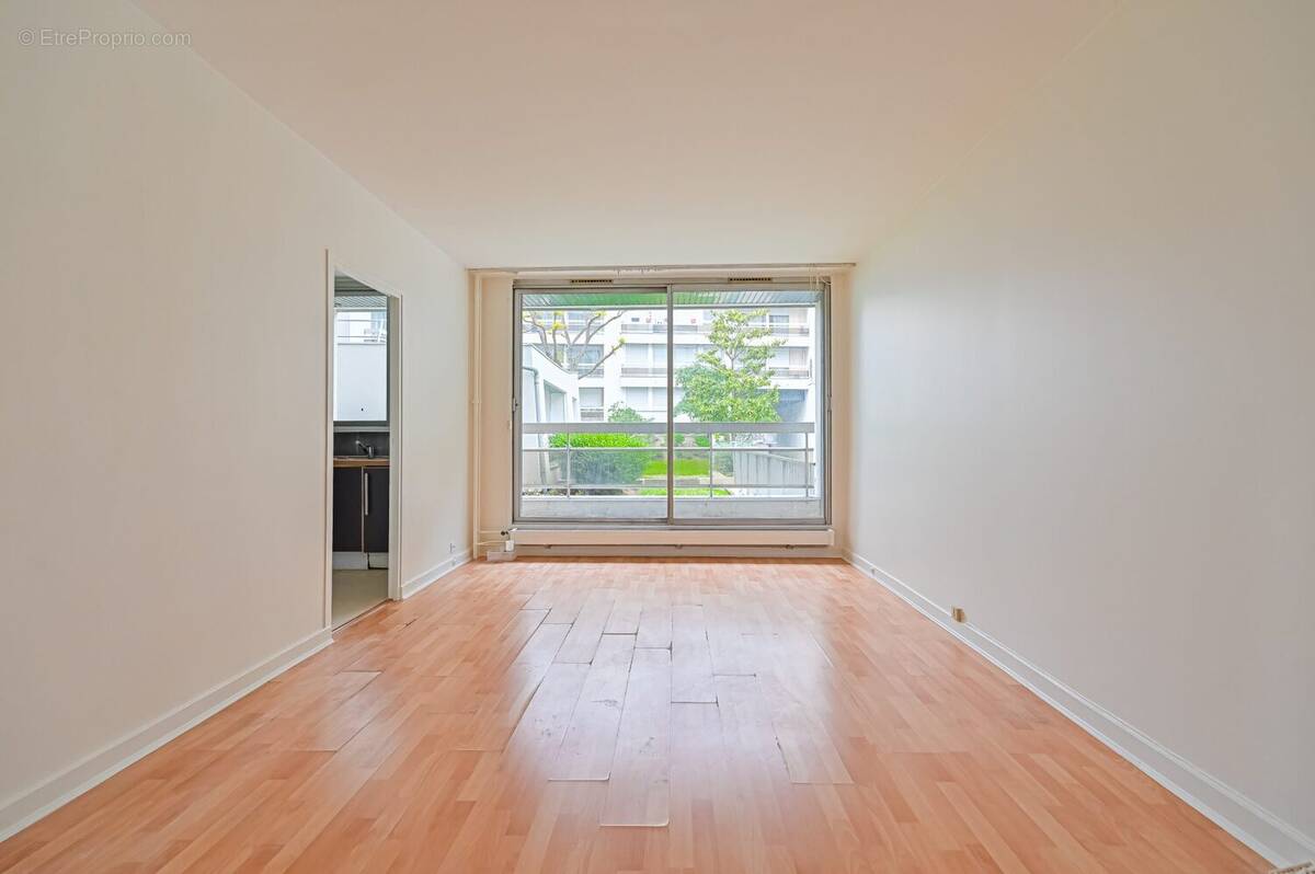 Appartement à PARIS-12E