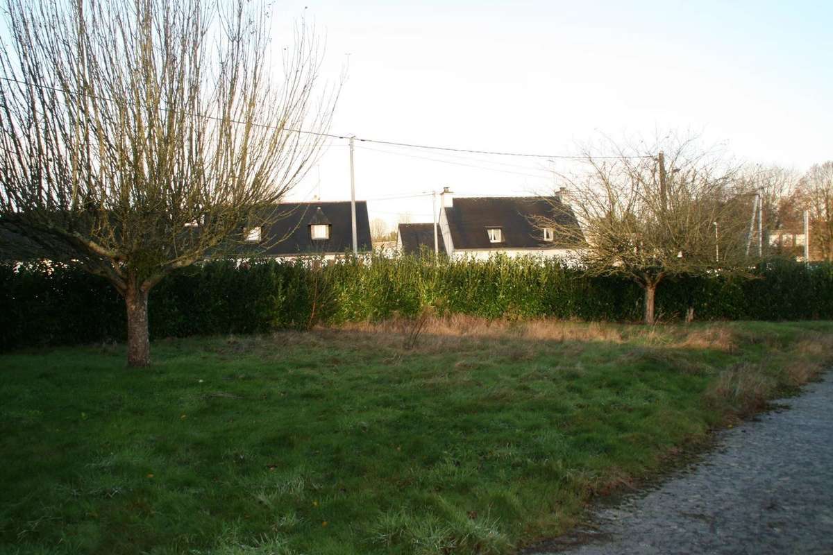 Terrain à JOSSELIN