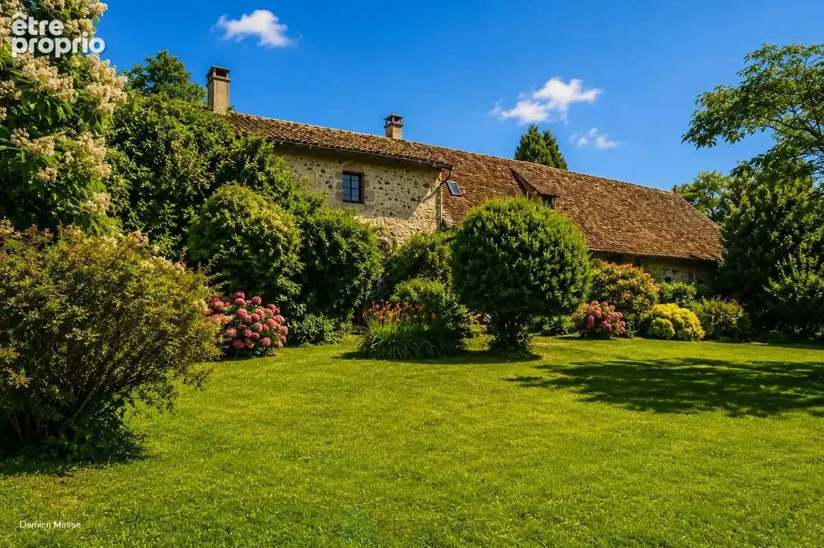 Ancienne maison forte du XIIIe siècle, au coeur du parc naturel régional du Périgord vert. - photo 3