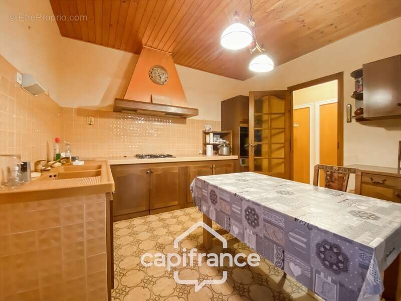 Maison à SARRAS