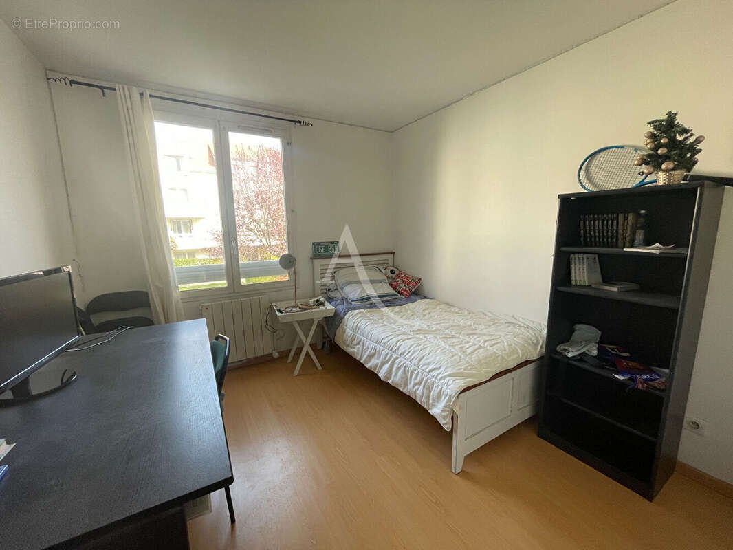 Appartement à GIF-SUR-YVETTE