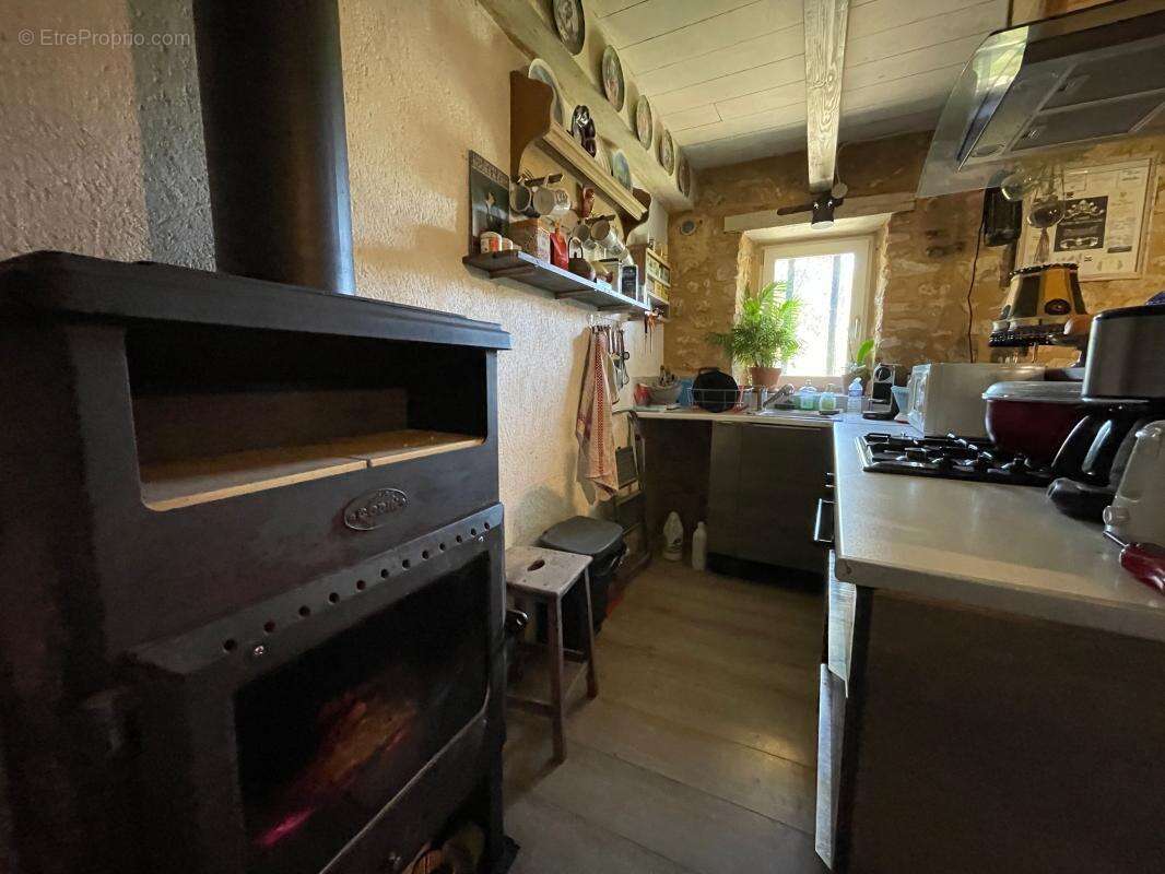 Maison à SAINTE-ALVERE