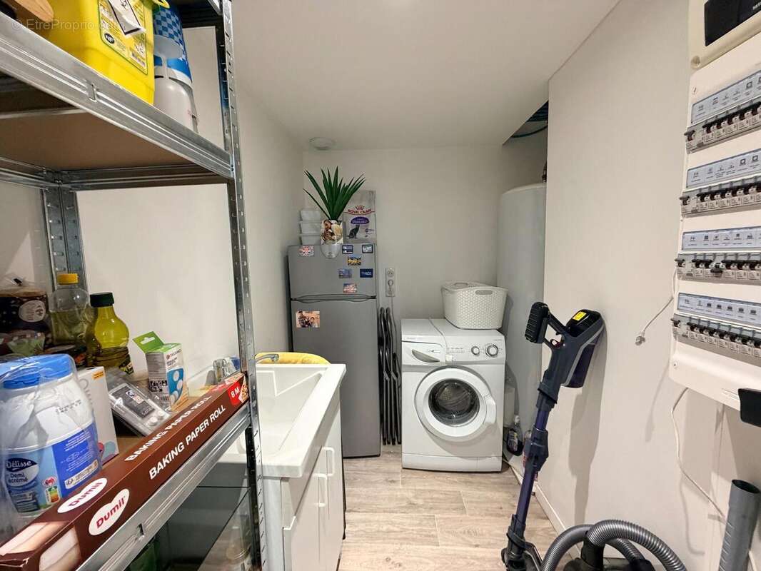 Maison 100 m² à Cusset  - photo 4