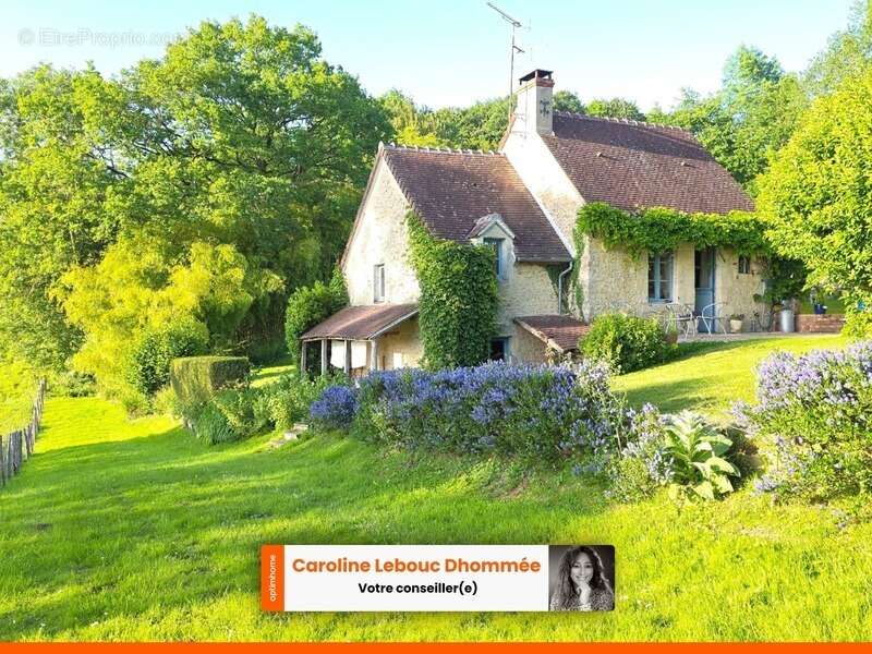 Maison à LA PERRIERE