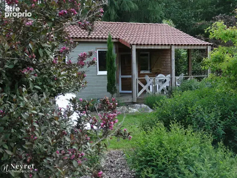 Propriété composée de cinq chalets et deux étangs - photo 14