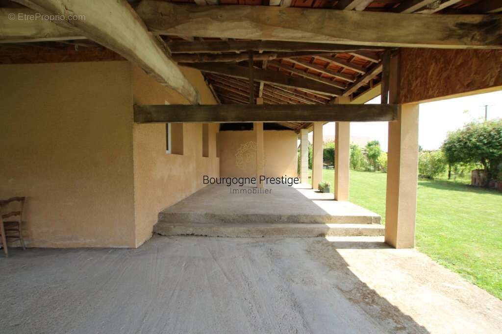 Maison à CUISERY