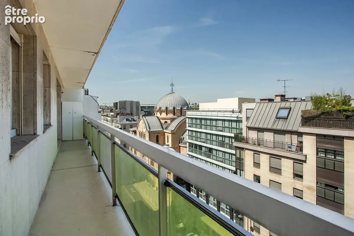 Appartement à PARIS-14E