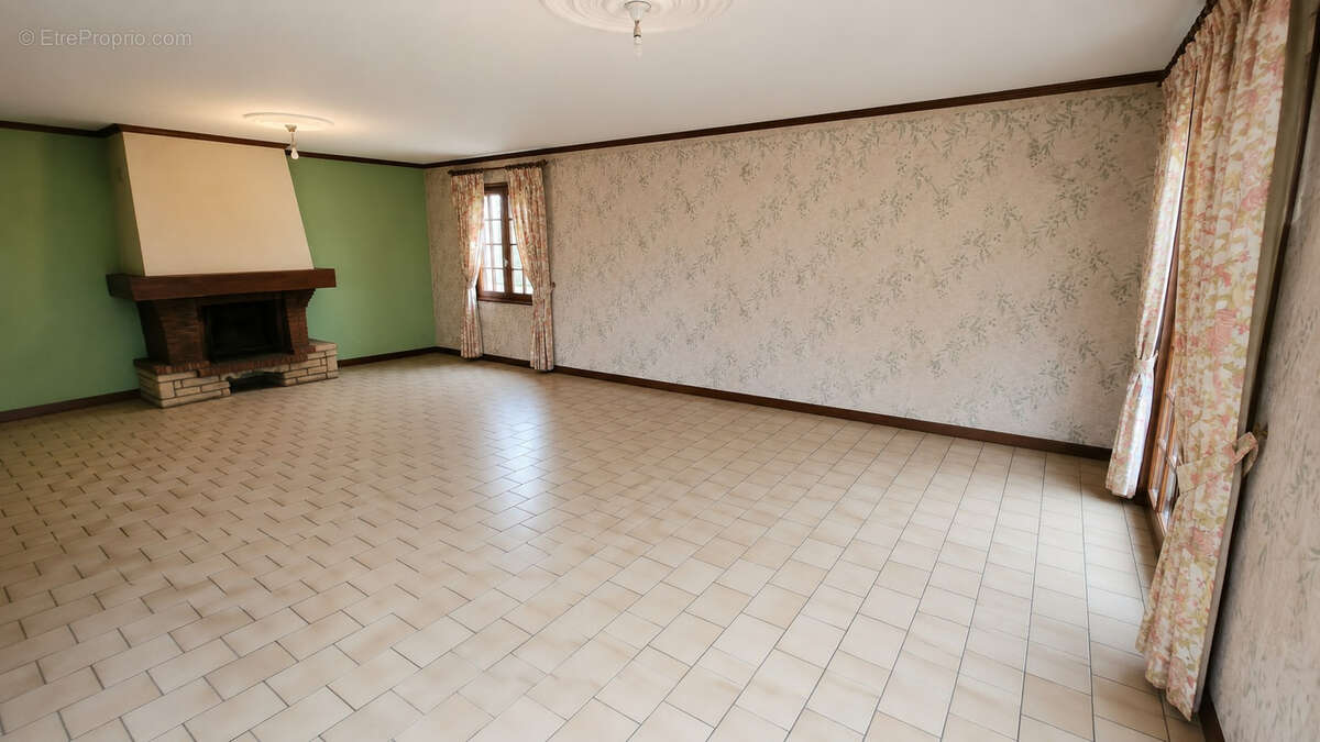 Maison à MILLANCAY