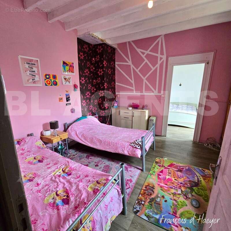 Copie de Sous OOFRE St Nico (600 x 600 px) (1500 x 1000 px)_20250918_092859_0000 - Maison à DIEPPE