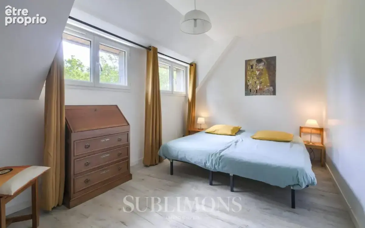 PLOEREN BOURG -- Néo-Bretonne 162 m² avec 5 Chambres, Vie de - photo 9