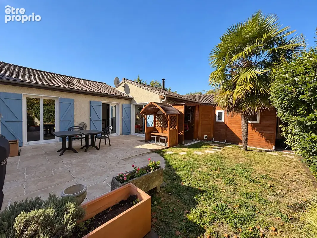 Photo Maison à Jouy-En-Josas au prix de 550 000€