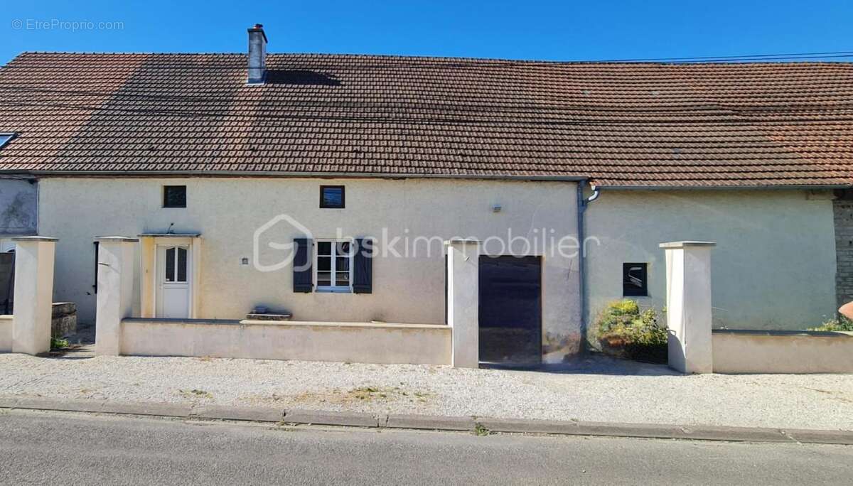 Maison à SAINT-JEAN-DE-LOSNE
