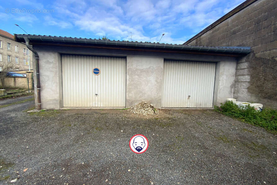 Parking à LIGNY-EN-BARROIS