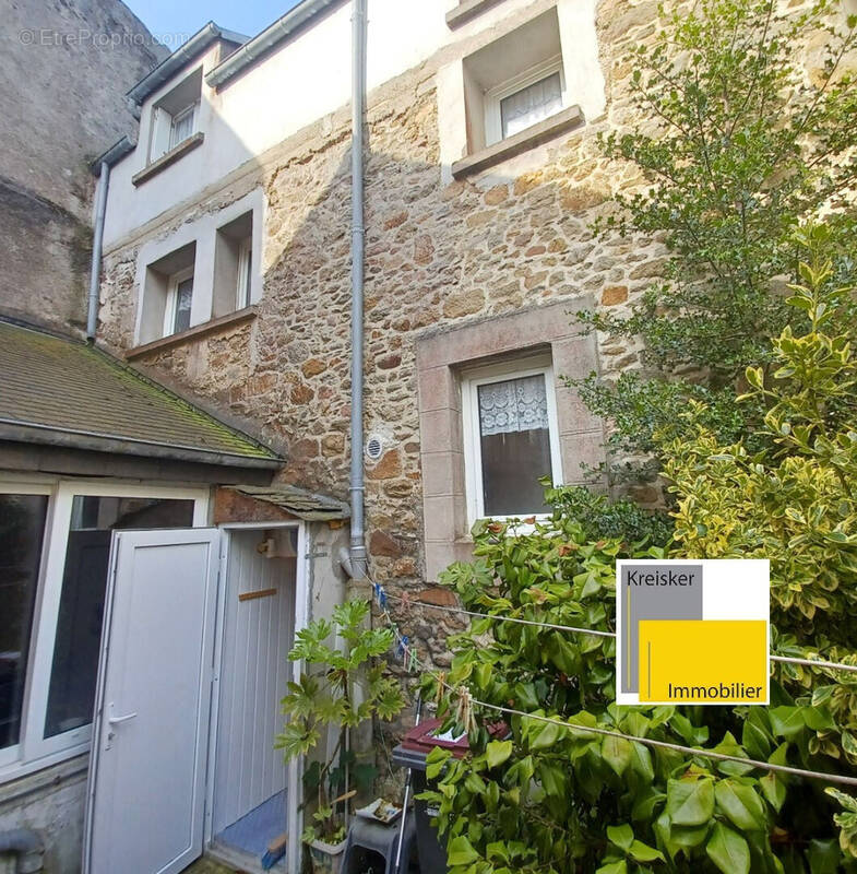 Maison à SAINT-POL-DE-LEON