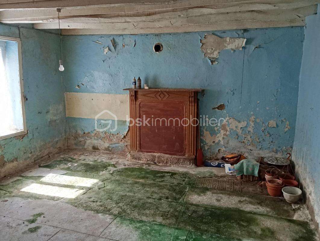 Maison à SAINT-SERVAIS