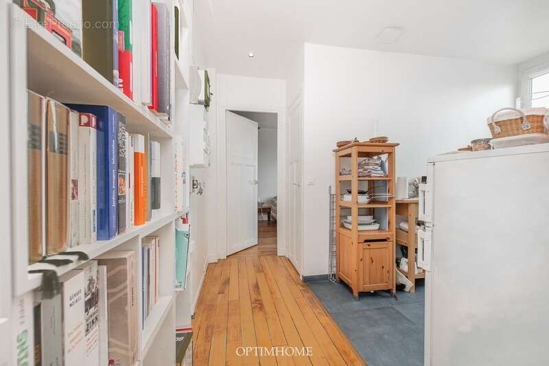 Appartement à LES LILAS