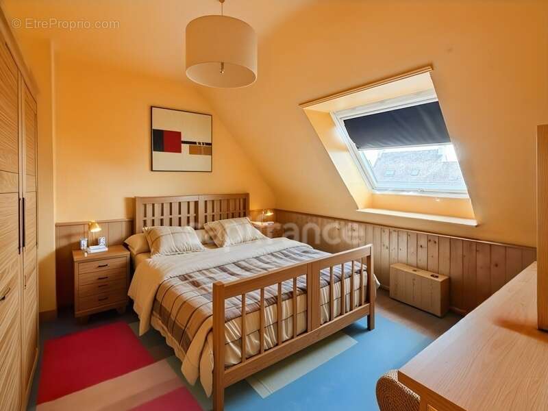 Maison à LE RELECQ-KERHUON