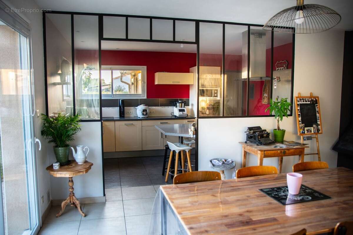 Maison familiale de plain pied 136m² - photo 7