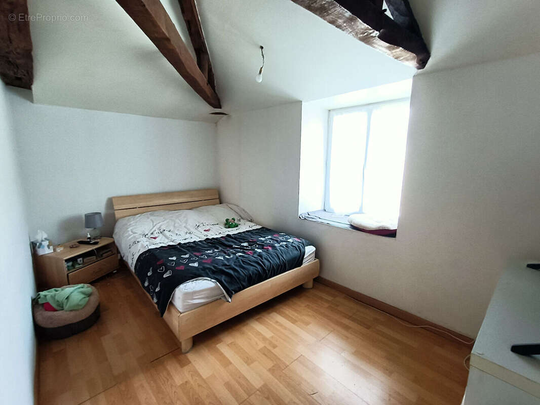 Appartement à LUSSANT
