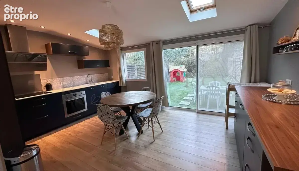À 2 minutes du village : la petite maison dont tout le monde rêve - photo 14