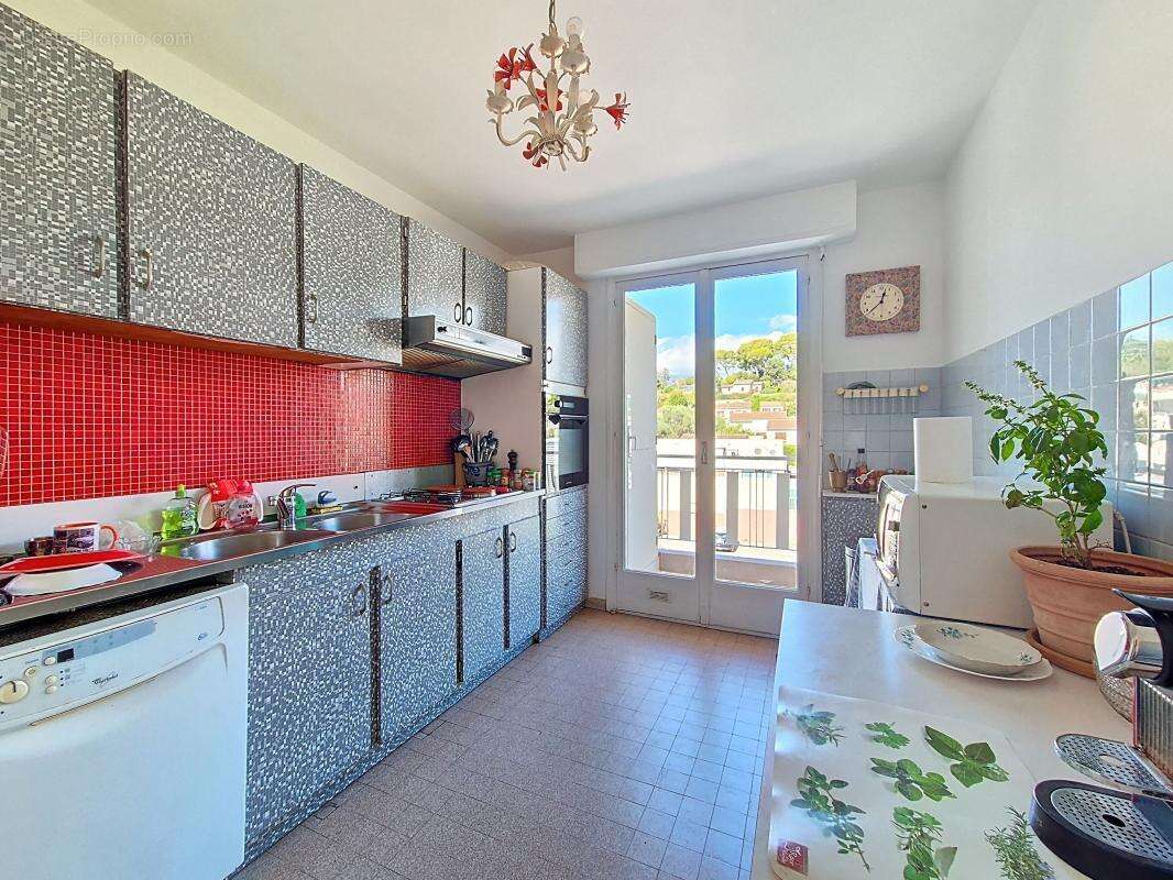 Appartement à LE CANNET