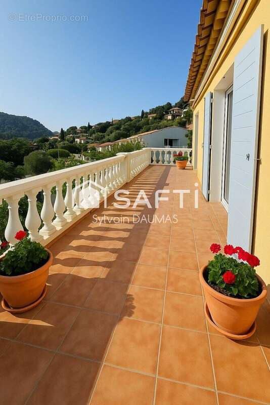 Photo 6 - Maison à OLLIOULES