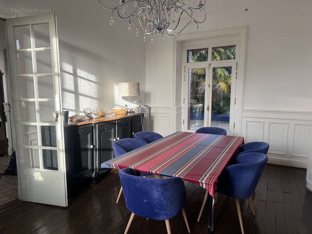Maison à JANZE