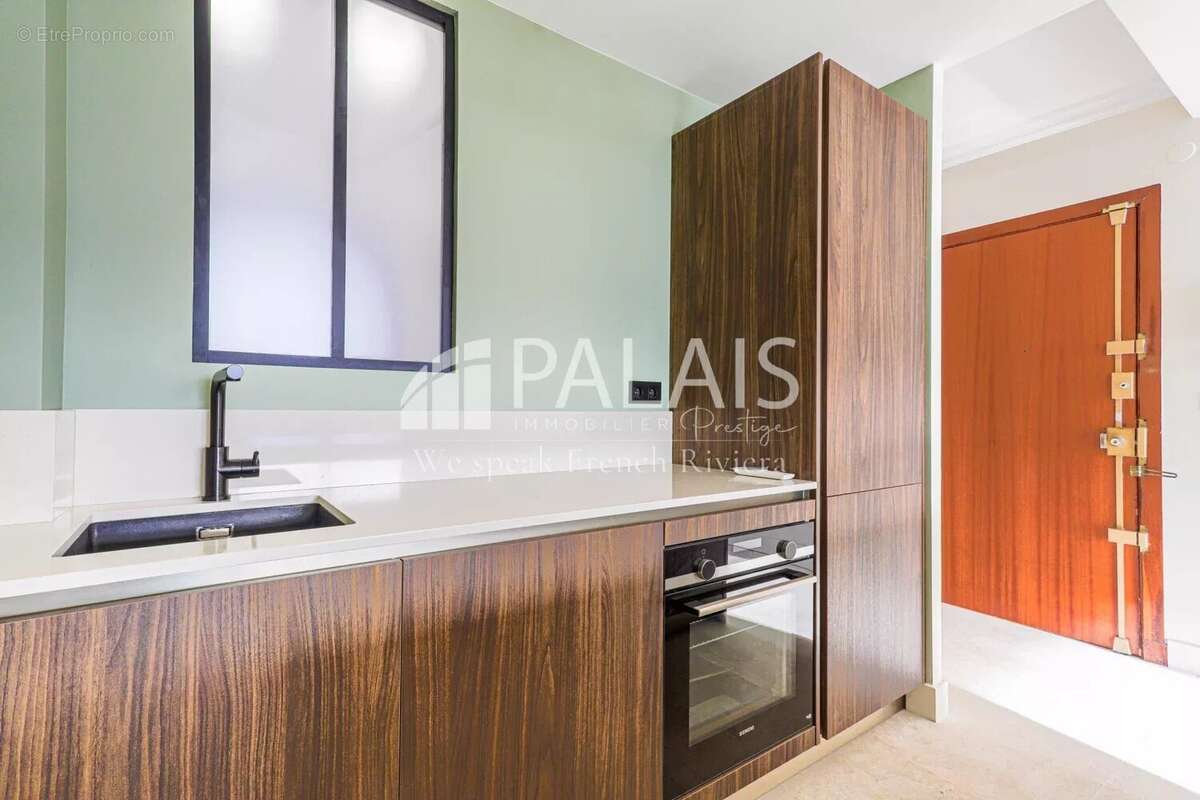 Appartement à BEAULIEU-SUR-MER