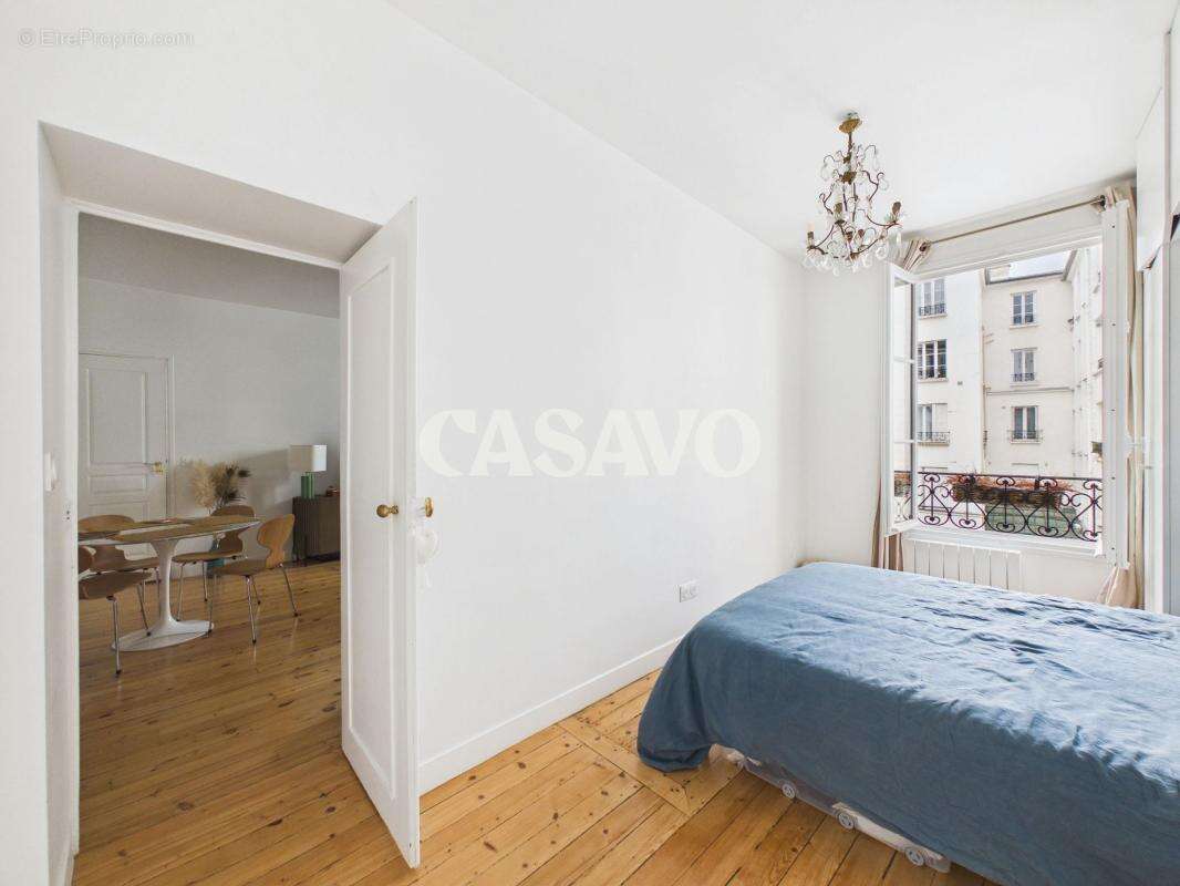 Appartement à PARIS-10E