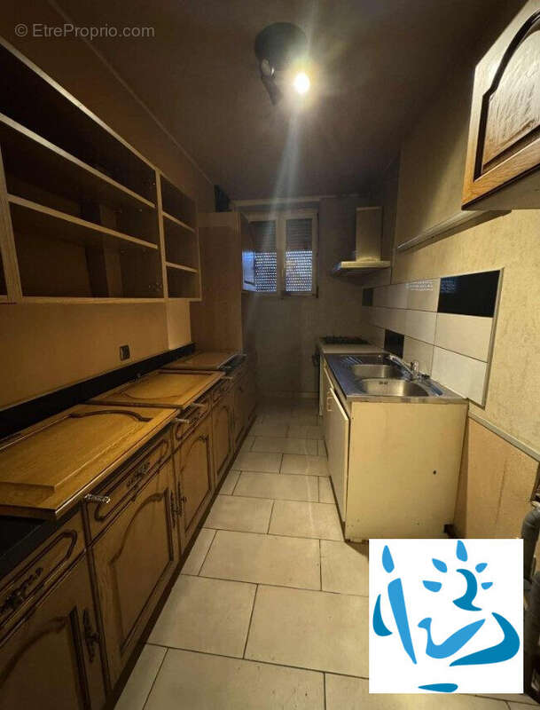 Maison à POURU-SAINT-REMY