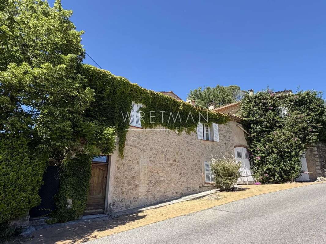 Maison à CALLIAN