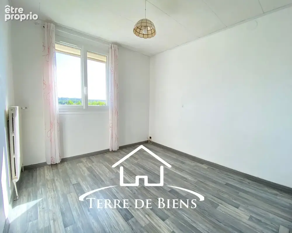 Maison 4 pièces de 75 m2 avec jardin   Secteur Vic-sur-Aisne - photo 7