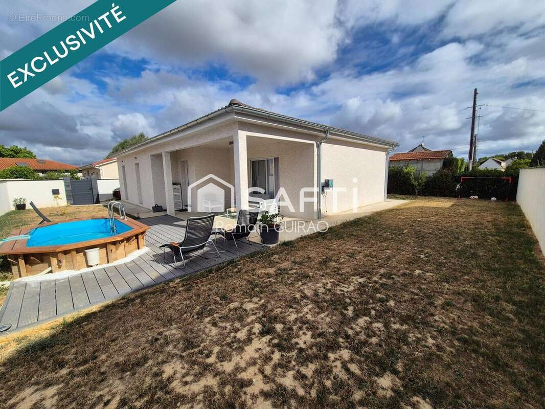Maison 99 m² à Peronnas  - photo 2