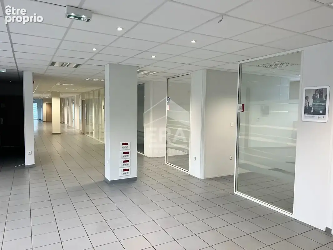 Local commercial 570m² à doullens - photo 8