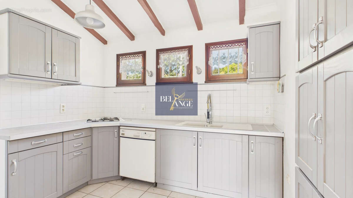 Maison à VALLON-PONT-D&#039;ARC