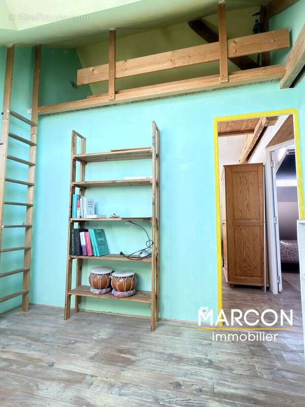 Maison à CHATELUS-MALVALEIX