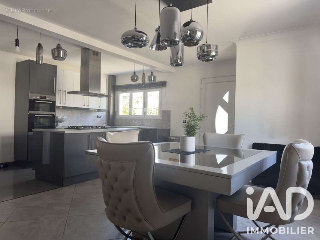 Maison 130 m² à Montgeron  - photo 4