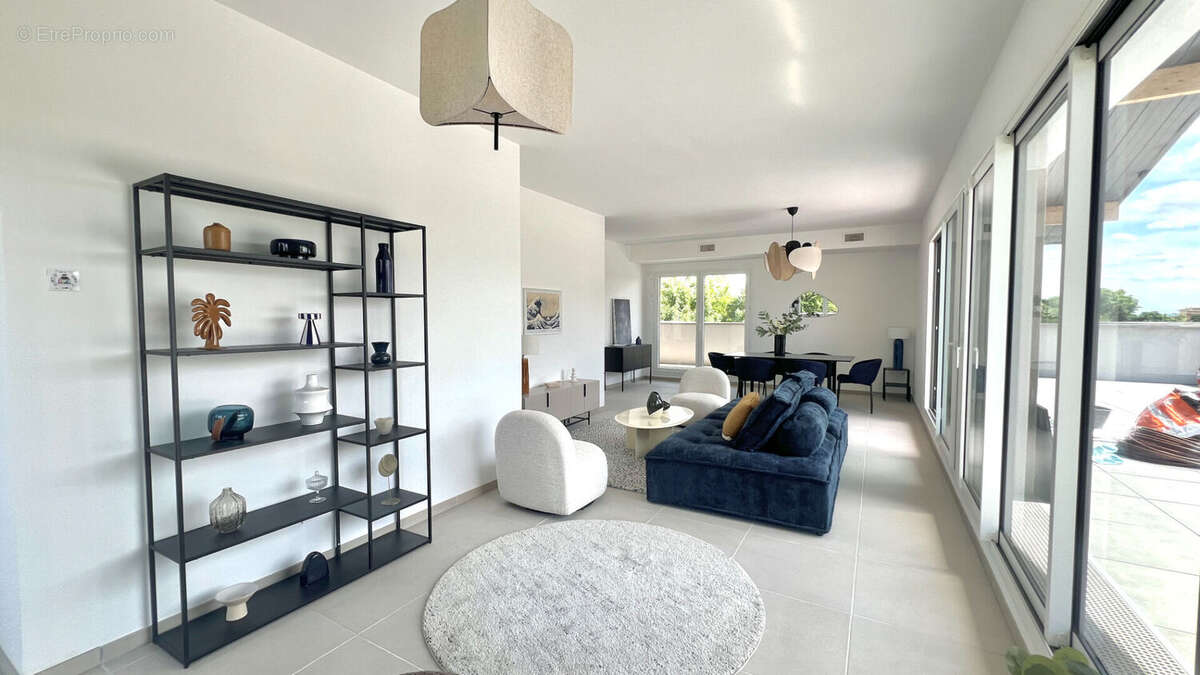 Appartement T4 Duplex - 125m2 - Côte Pavée - photo 3