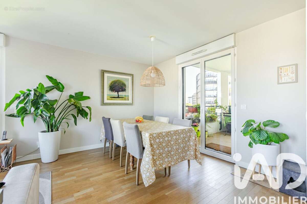 Photo 3 - Appartement à ISSY-LES-MOULINEAUX